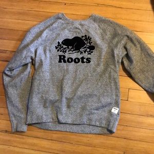 Roots sweatshirt VERY NEW